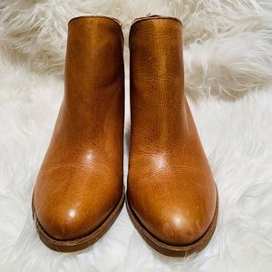 LUCKY BRAND Brown leather boots size 8